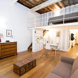 Charming Santa Croce Loft Firenze