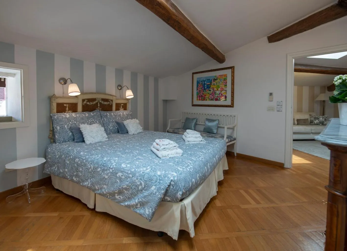 Romantic And Charming Apartments Florence Italy